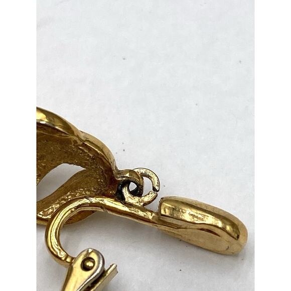 VENDOME Clips Vintage Earrings Dangles Drops Gold Tone Estate .55” - Picture 8 of 11